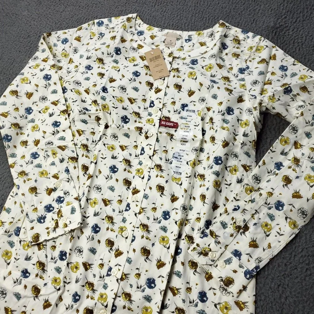 NEW $69.50 Duluth Wrinklefighter Button Shirt Multicolor Womens Size M Medium - Picture 3 of 7